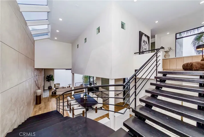 1195 La Mirada Street, Laguna Beach, California 92651