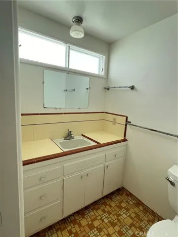 Bathroom Floor 1
