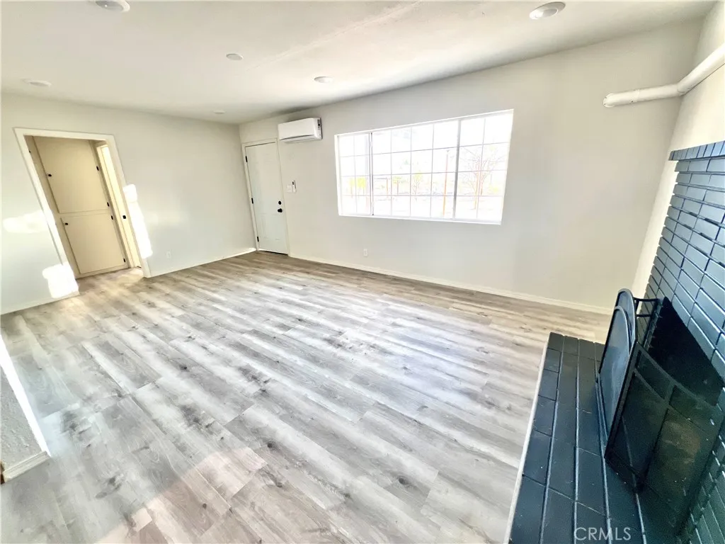 56056 Cone Boulevard, Landers, California 92285 home-pic-17