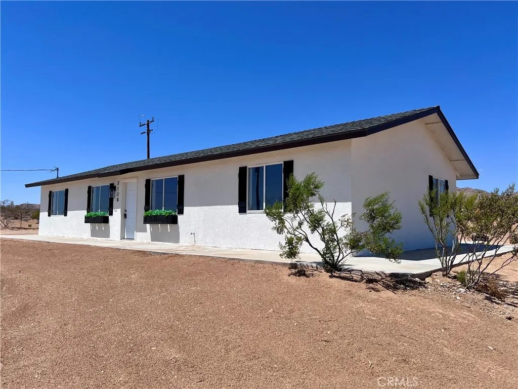 56056 Cone Boulevard, Landers, California 92285 home-pic-7