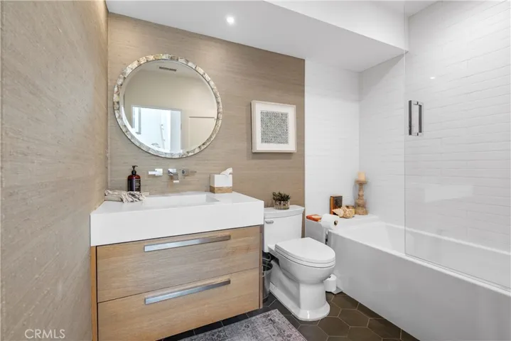 Upper Unit 4th Bathroom