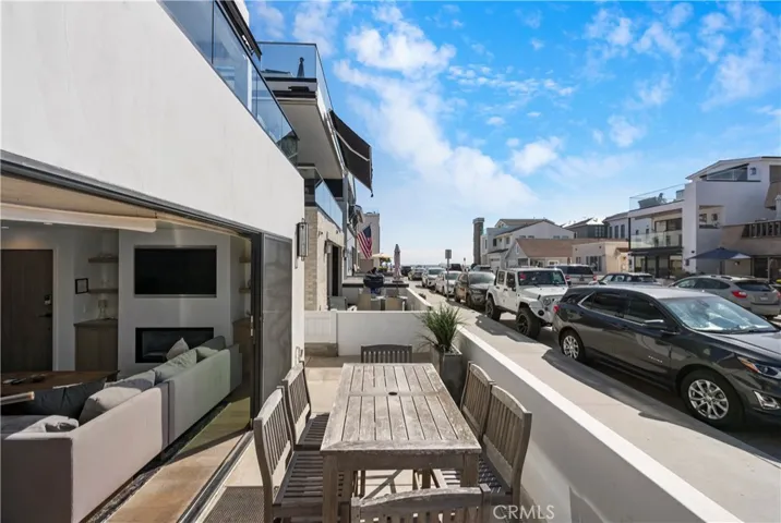Lower Unit Patio