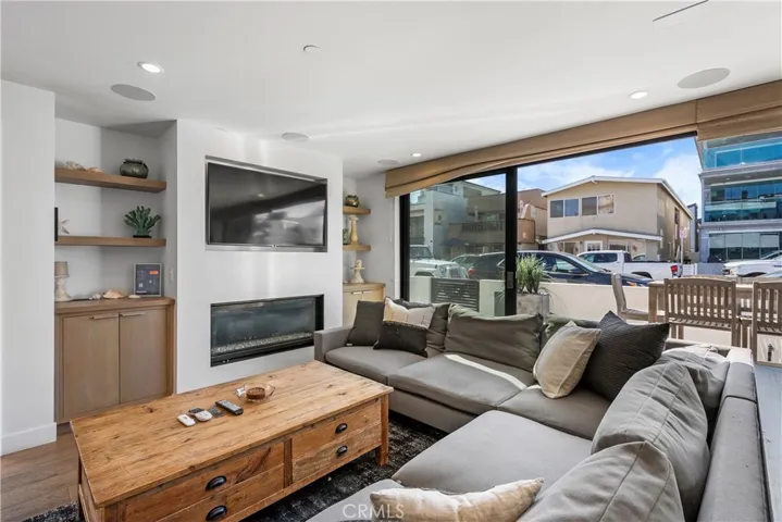 Lower Unit Living Room