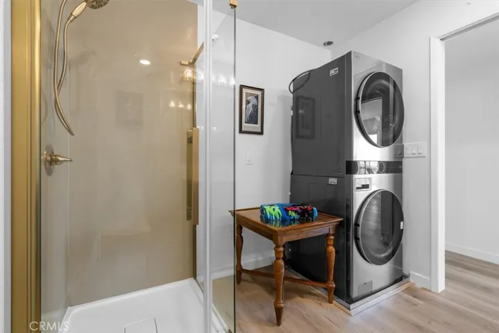 New upstairs bathroom has the 2nd laundry