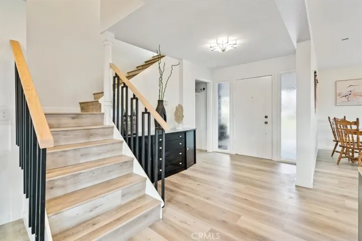 New fabulous staircase and railings