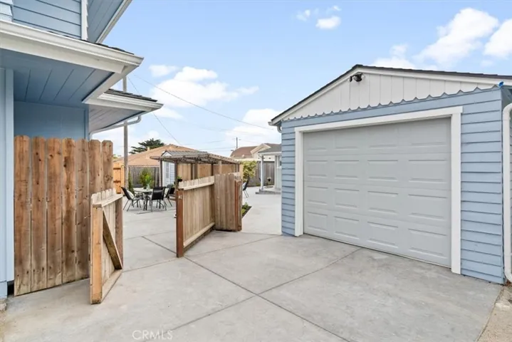 Second house has its own garage and laundry
