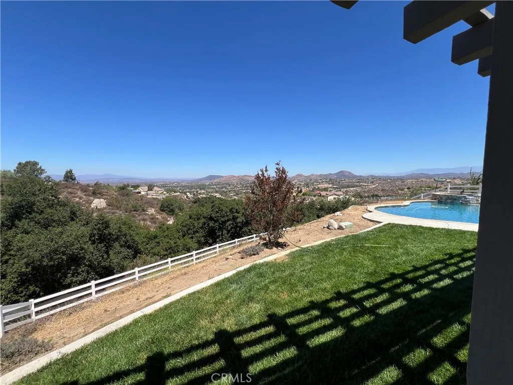 40107 Calle Breve, Temecula, California 92592 home-pic-11