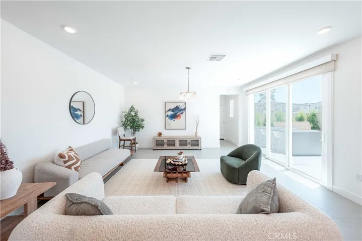 232 Junco, Irvine, California 92618