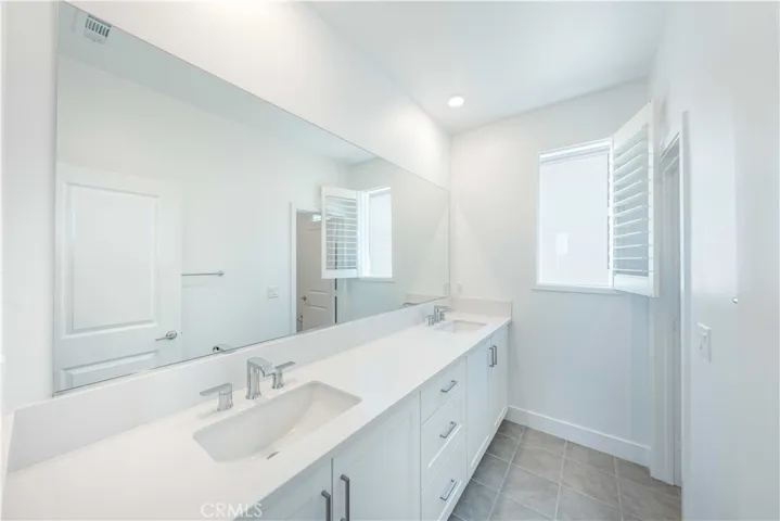 232 Junco, Irvine, California 92618