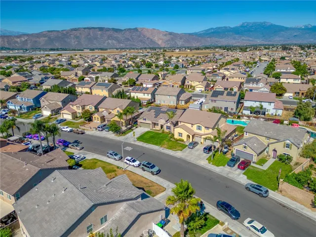 557 Peregrine Lane, San Jacinto, California 92582