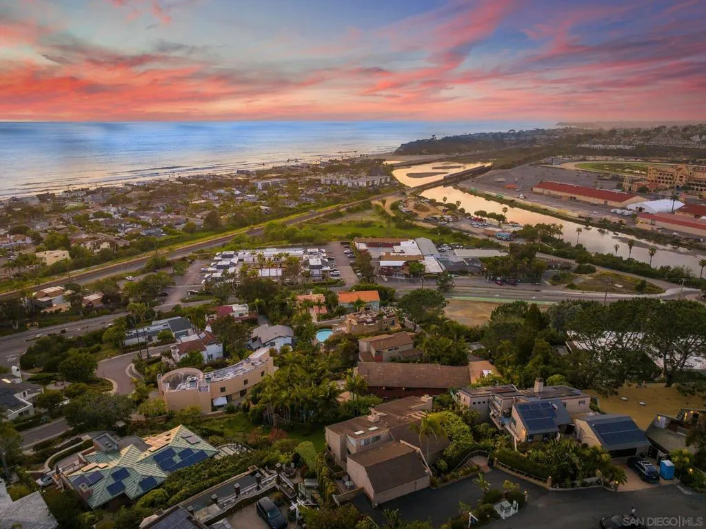 2150 Balboa Ave, Del Mar, California 92014 home-pic-60