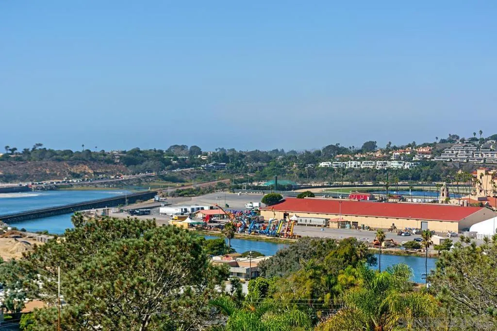2150 Balboa Ave, Del Mar, California 92014 home-pic-55