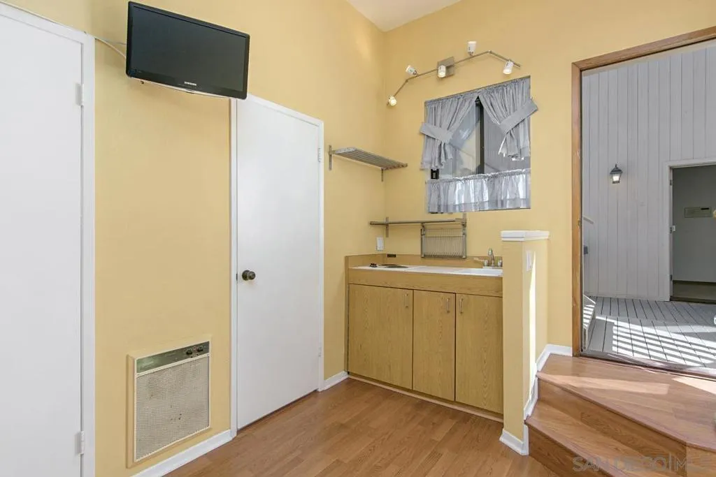 2150 Balboa Ave, Del Mar, California 92014 home-pic-44