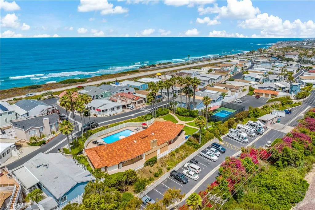 6536 Oceanview Drive T, Carlsbad, California 92011 home-pic-39