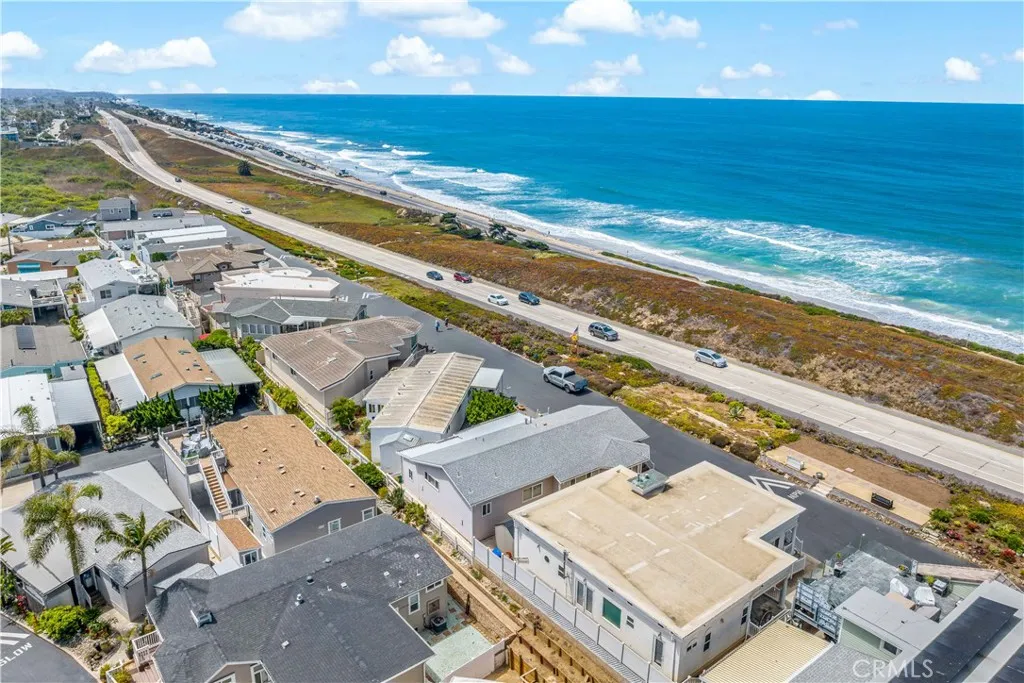 6536 Oceanview Drive T, Carlsbad, California 92011 home-pic-34