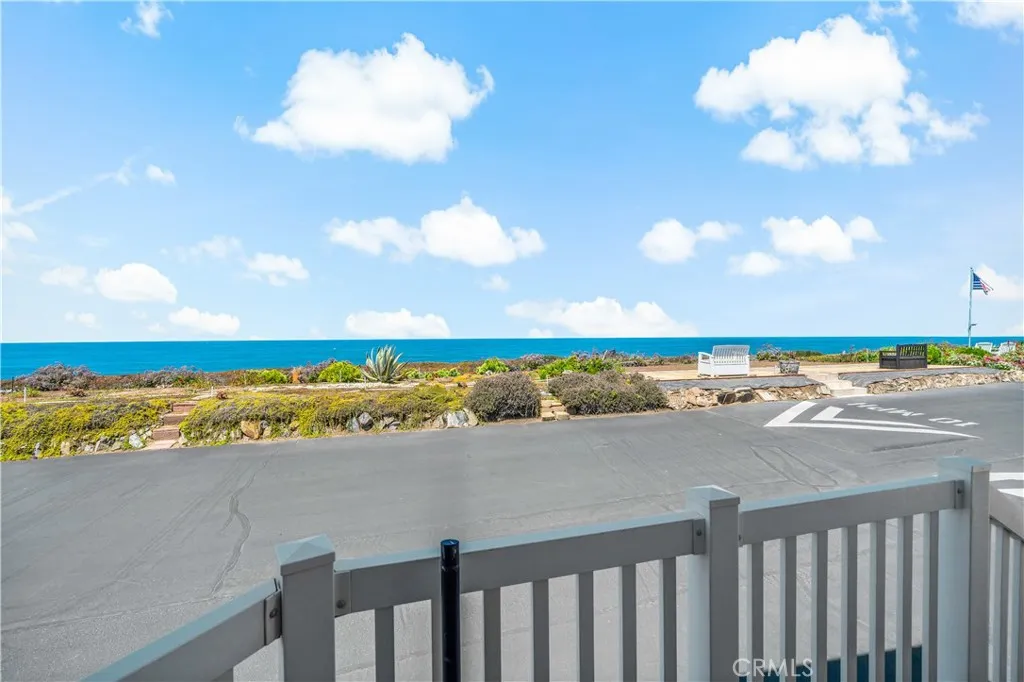 6536 Oceanview Drive T, Carlsbad, California 92011 home-pic-6