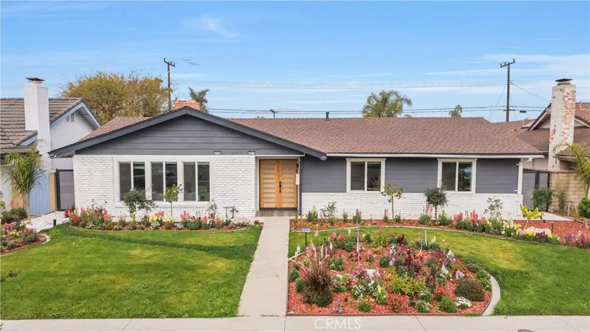 5591 Heil Avenue, Huntington Beach, California 92649