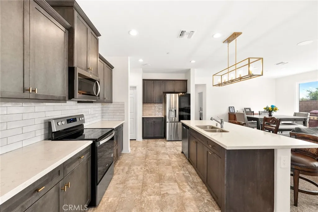 27108 Oncore Drive, Menifee, California 92585 home-pic-3