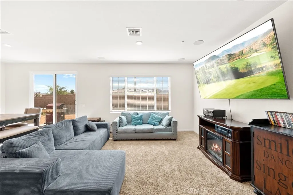 27108 Oncore Drive, Menifee, California 92585 home-pic-17