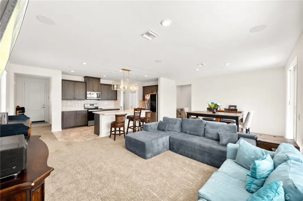 27108 Oncore Drive, Menifee, California 92585 home-pic-18