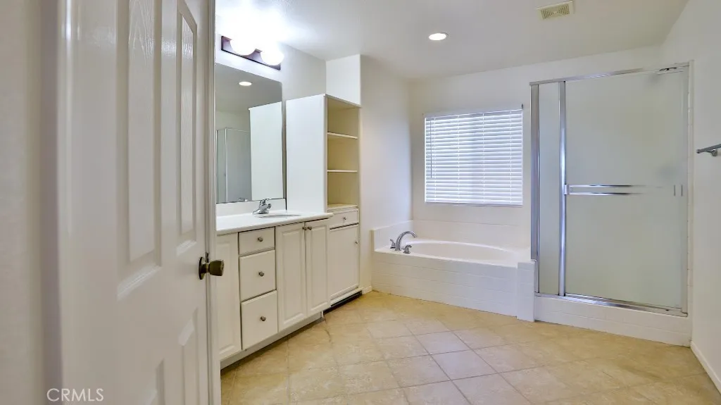 14131 Desert Rose Street, Hesperia, California 92344 home-pic-7