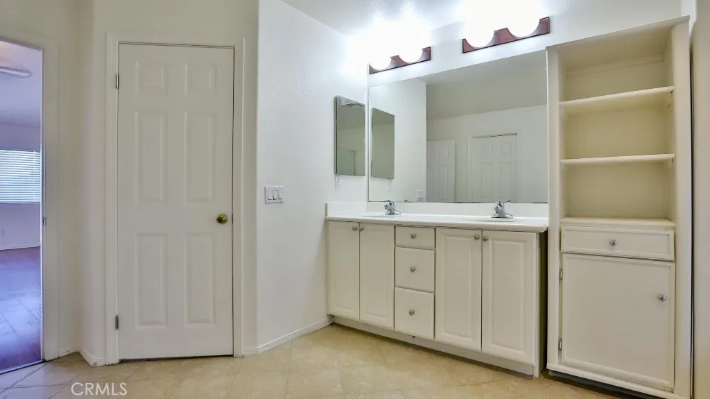 14131 Desert Rose Street, Hesperia, California 92344 home-pic-9