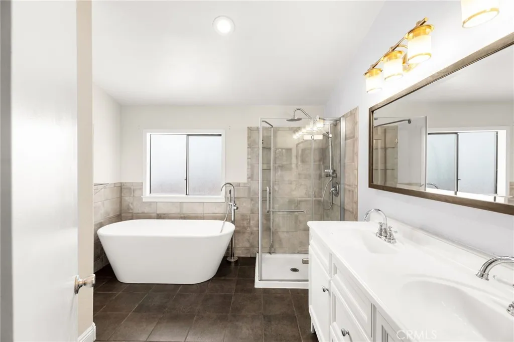 33422 Harvest Way E, Wildomar, California 92595 home-pic-13