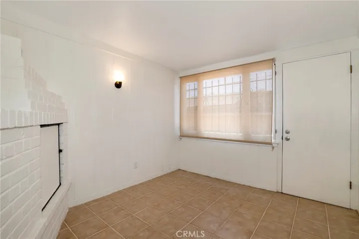 2451 Pine Avenue, Long Beach, California 90806