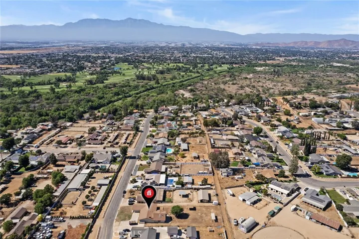 4949 California Avenue, Norco, California 92860