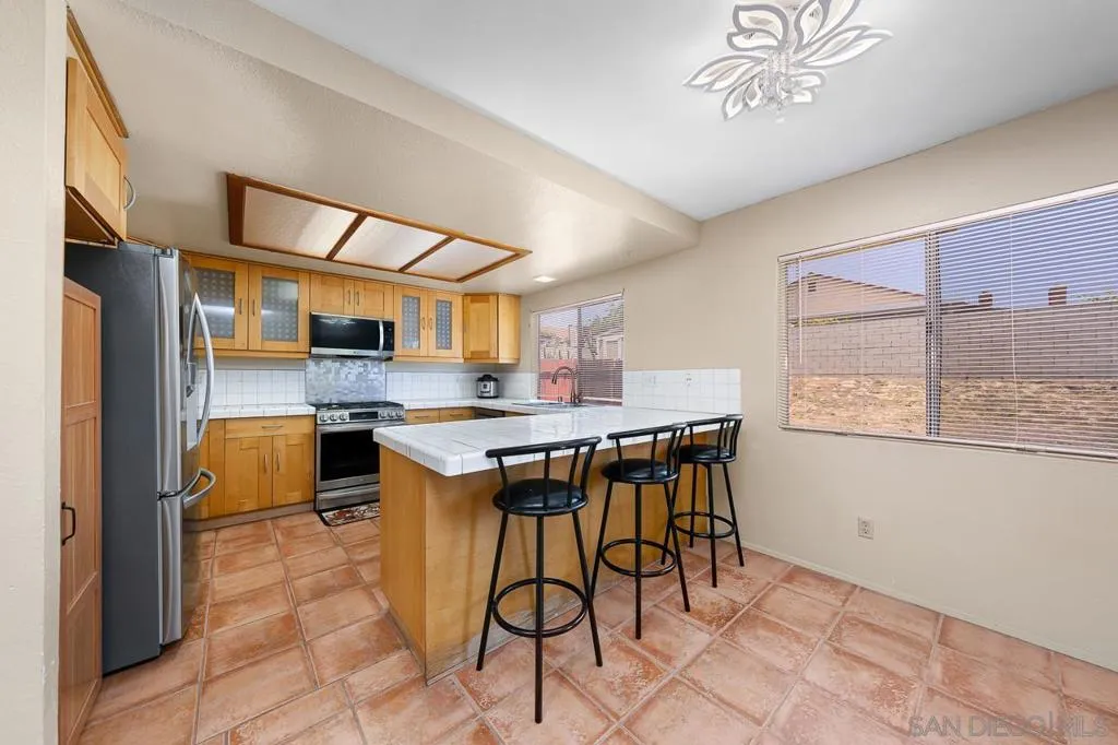 7263 Aquamarine Rd, Spring Valley, California 91977 home-pic-5