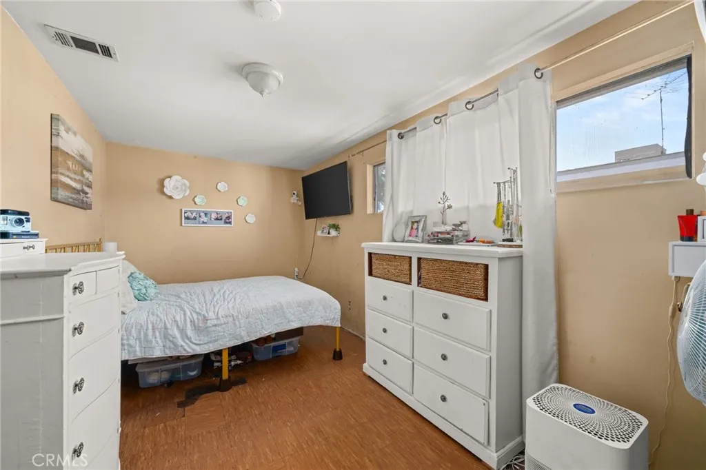 15355 Eucalyptus Avenue, Bellflower, California 90706 home-pic-15