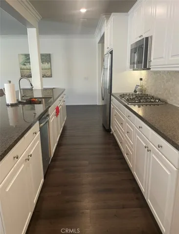 13675 Old Mission Court, Riverside, California 92503