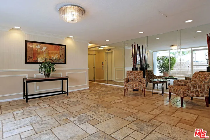 10640 Wilkins Avenue 302, Los Angeles, California 90024