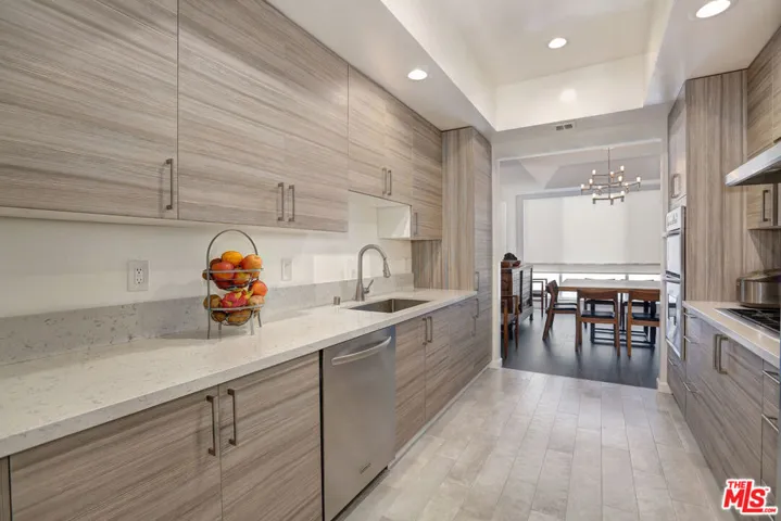 10640 Wilkins Avenue 302, Los Angeles, California 90024