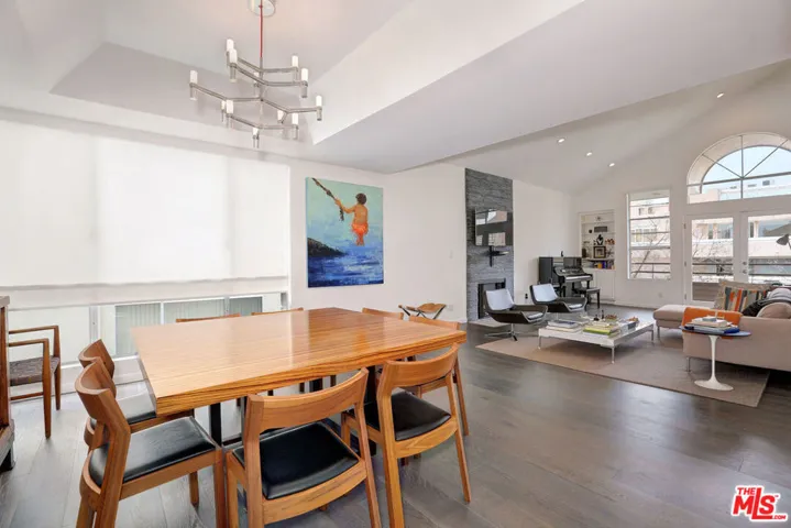 10640 Wilkins Avenue 302, Los Angeles, California 90024