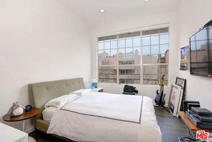 10640 Wilkins Avenue 302, Los Angeles, California 90024