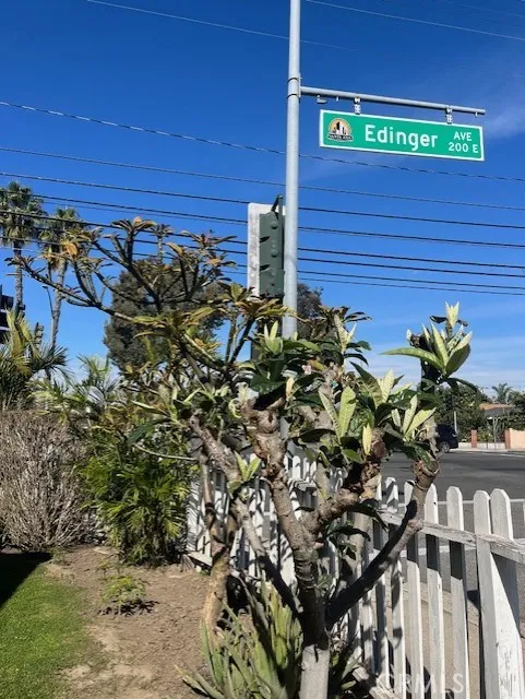 226 E Edinger Avenue, Santa Ana, California 92707 home-pic-5