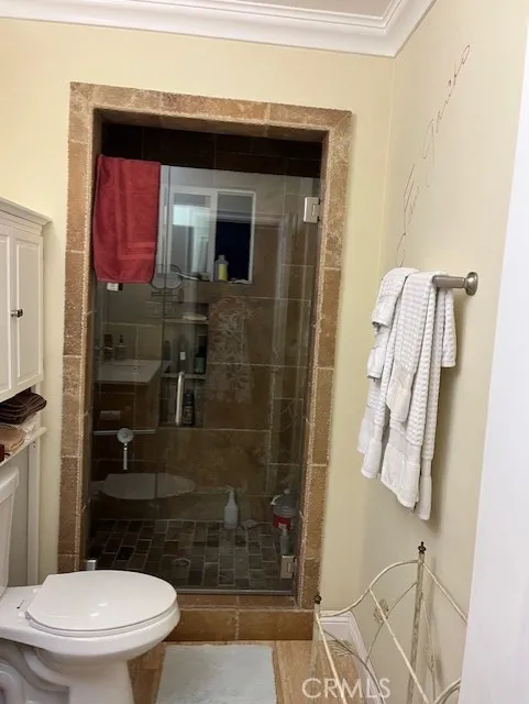 226 E Edinger Avenue, Santa Ana, California 92707 home-pic-14