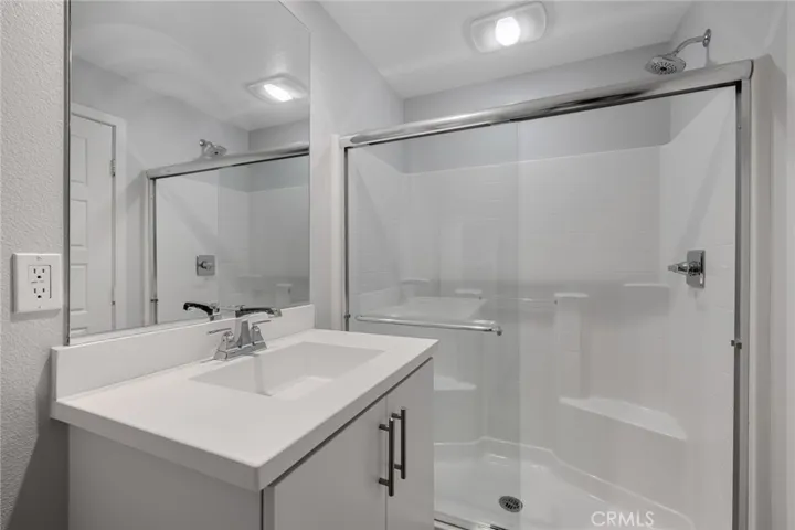 168 Harringay, Irvine, California 92618