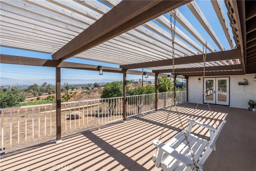 16066 Rancho Verde Circle, Riverside, California 92506 home-pic-25