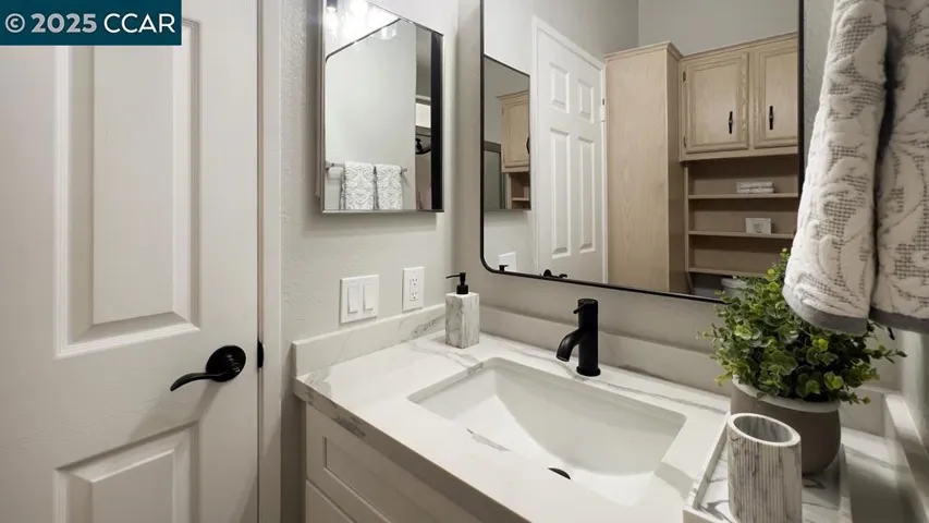288 Safari Way, Pacheco, California 94553