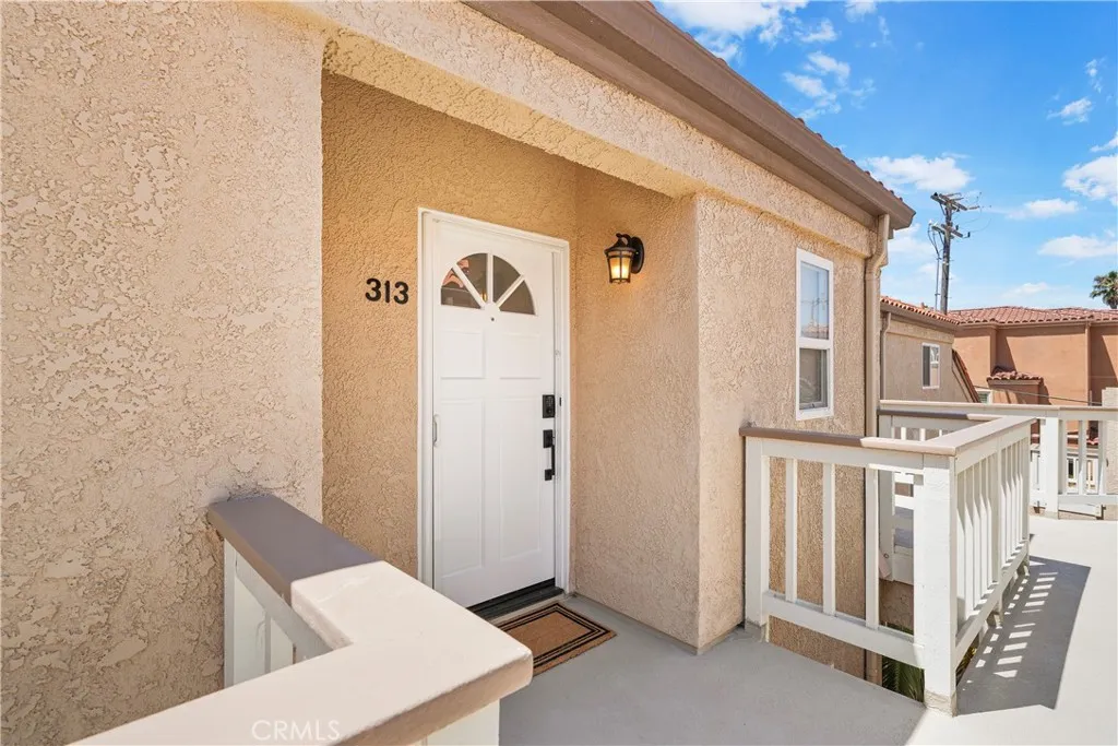 2000 Pacific Coast Highway 313, Huntington Beach, California 92649 home-pic-4