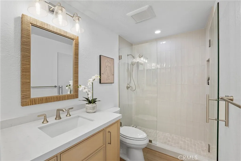2000 Pacific Coast Highway 313, Huntington Beach, California 92649 home-pic-25