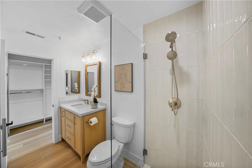 2000 Pacific Coast Highway 313, Huntington Beach, California 92649 home-pic-26