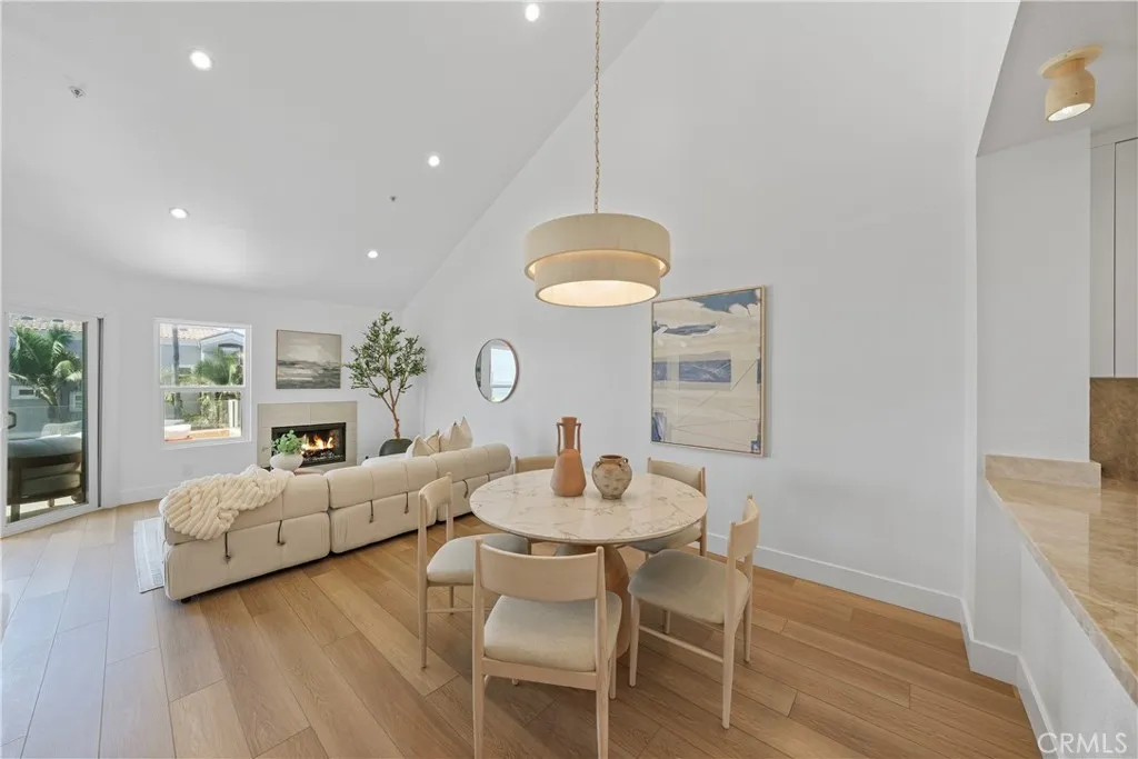 2000 Pacific Coast Highway 313, Huntington Beach, California 92649 home-pic-6