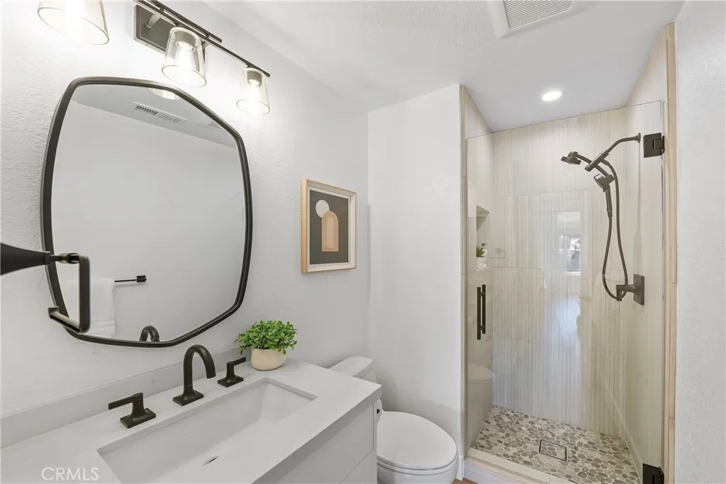 2000 Pacific Coast Highway 313, Huntington Beach, California 92649 home-pic-29