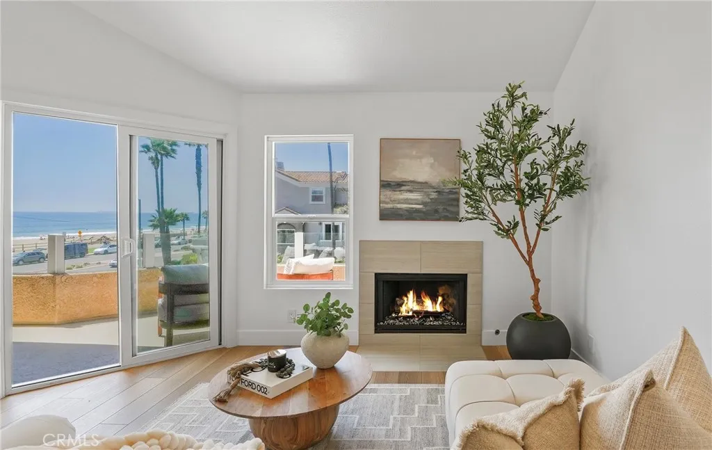 2000 Pacific Coast Highway 313, Huntington Beach, California 92649 home-pic-10