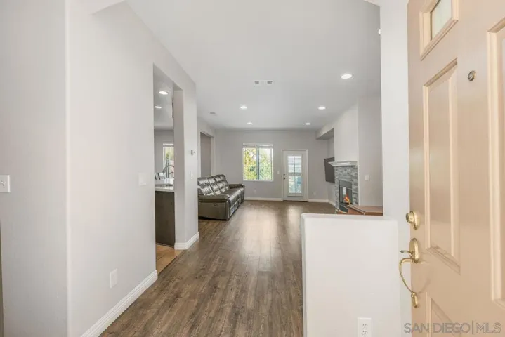 10645 Wexford St 2, San Diego, California 92131