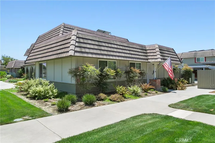 4783 Larwin Avenue, Cypress, California 90630