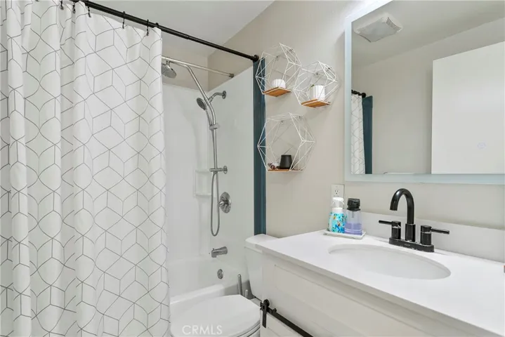 4783 Larwin Avenue, Cypress, California 90630